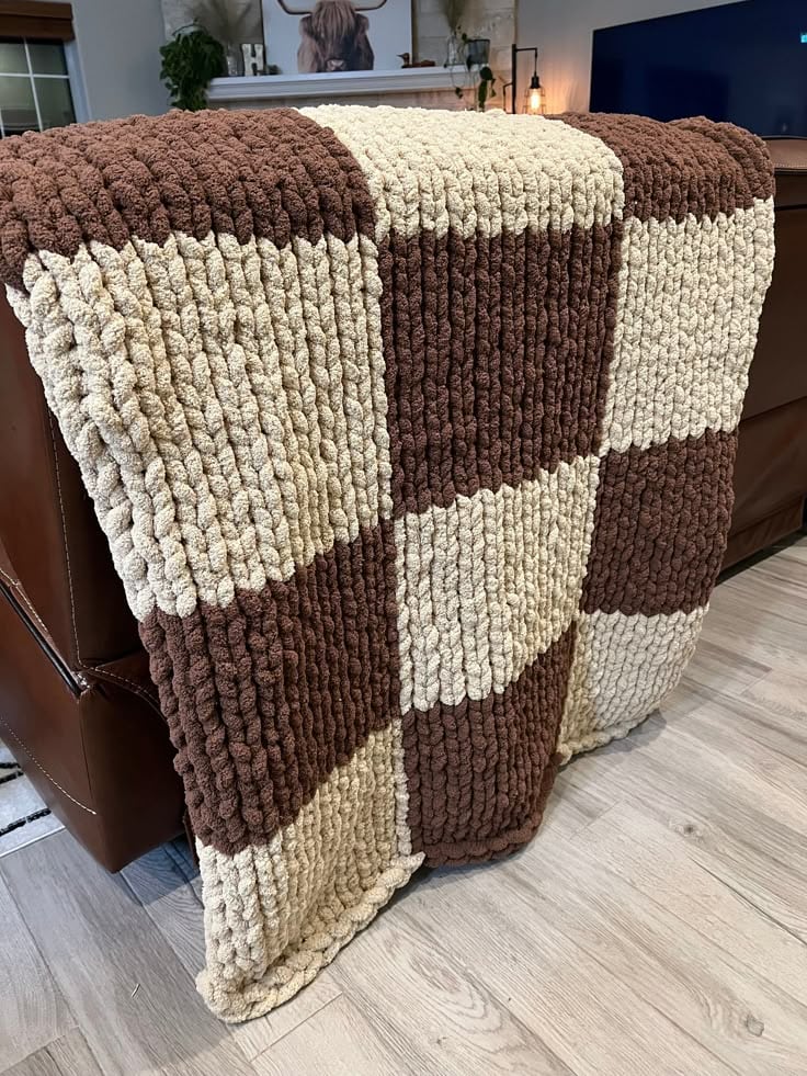 chunky knit checkered blanket